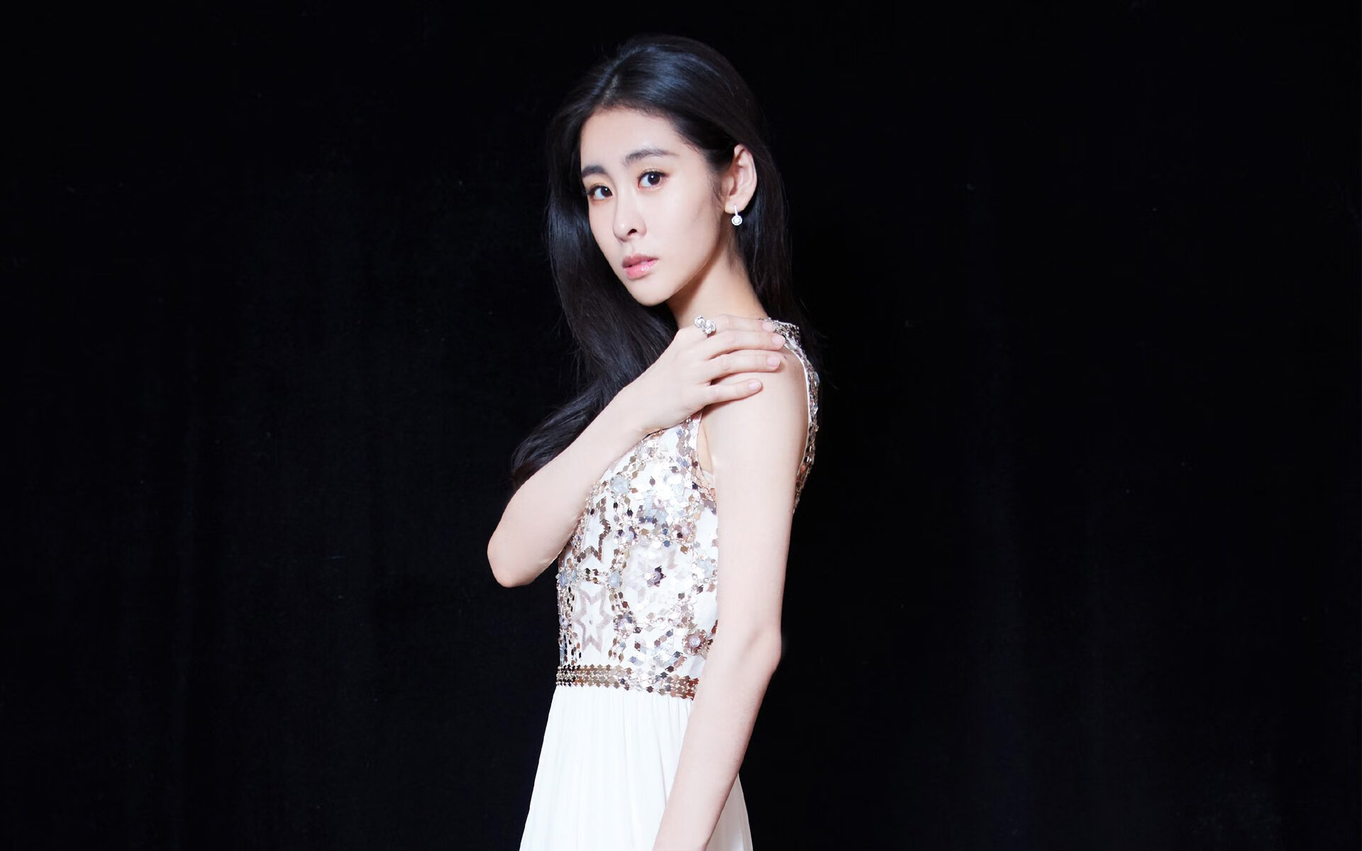 开云体育入口-欧冠决赛激情再现，吉林队一波流带走公牛，决胜时刻震撼篮坛