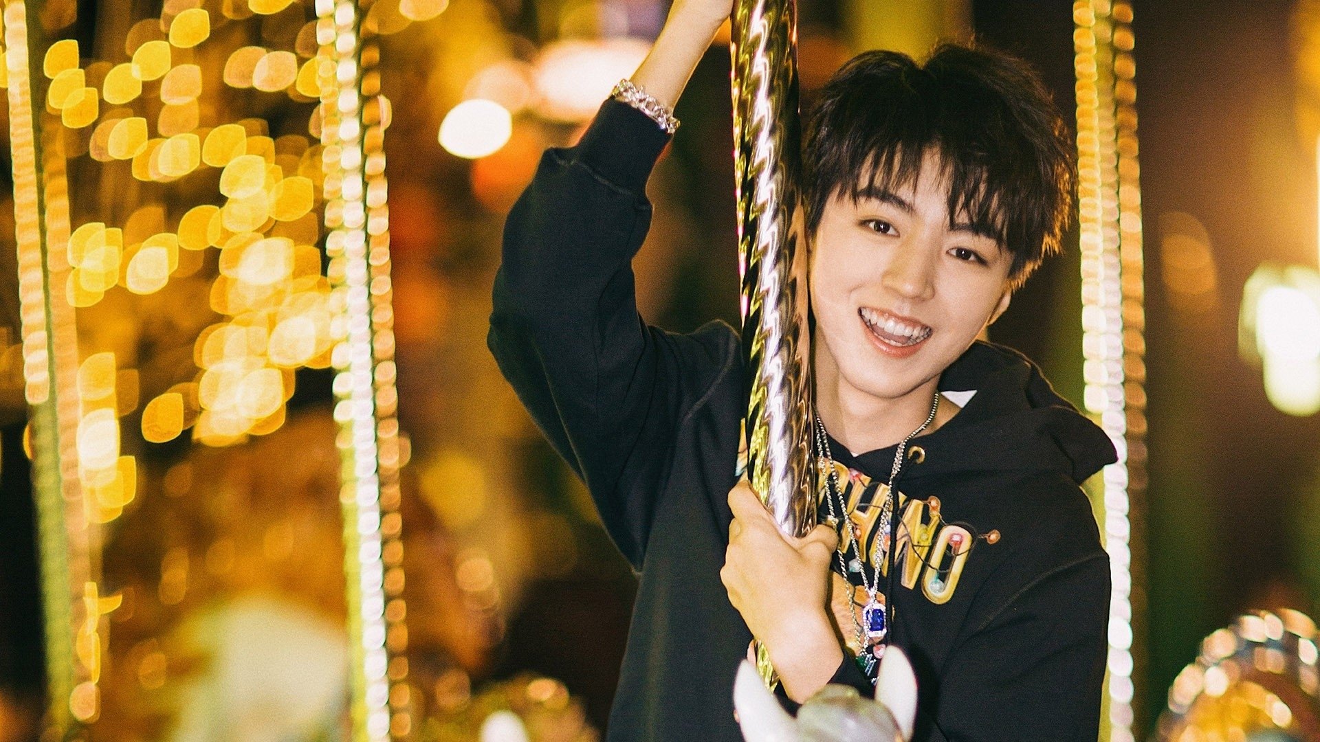 开云平台-黄喜灿欧冠封神夜，苏格兰重塑秩序，足球小国掀起双重风暴