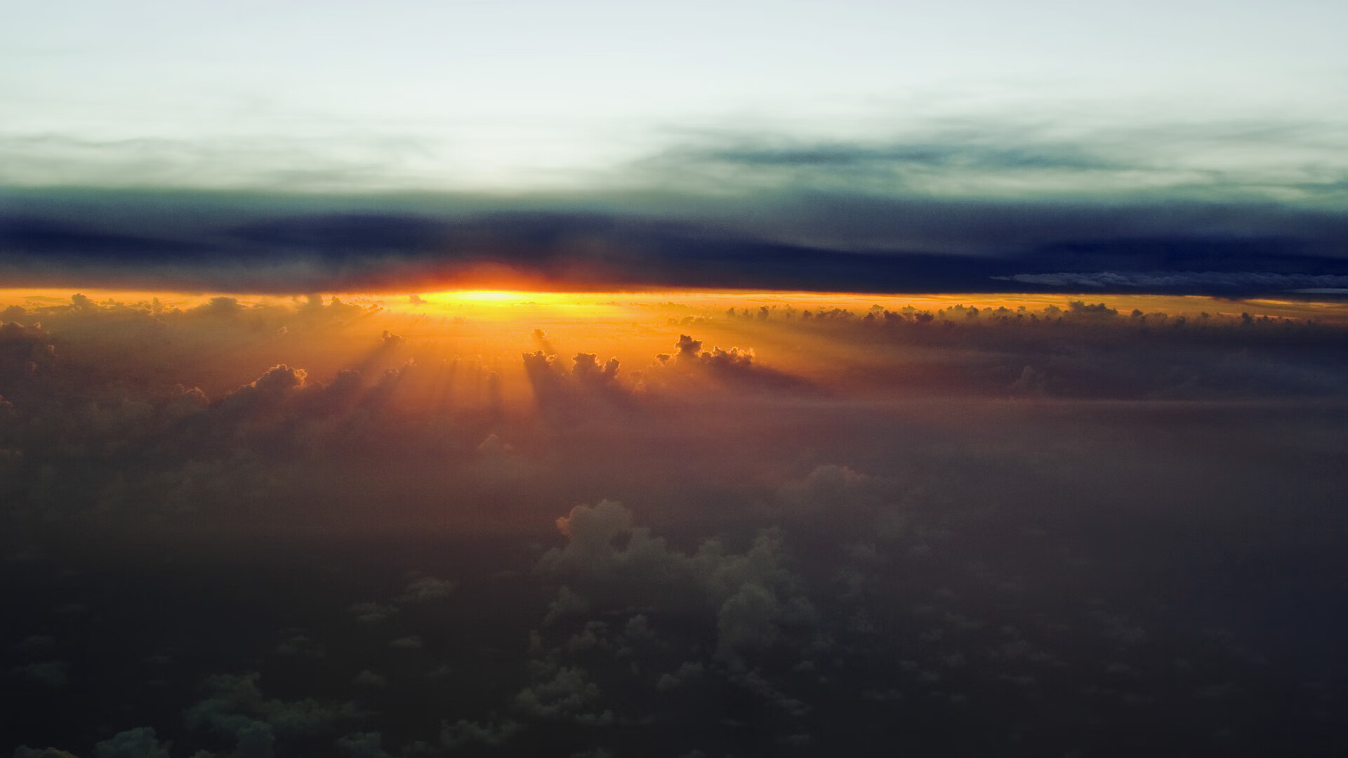 燃烧的赛道,重生的火焰