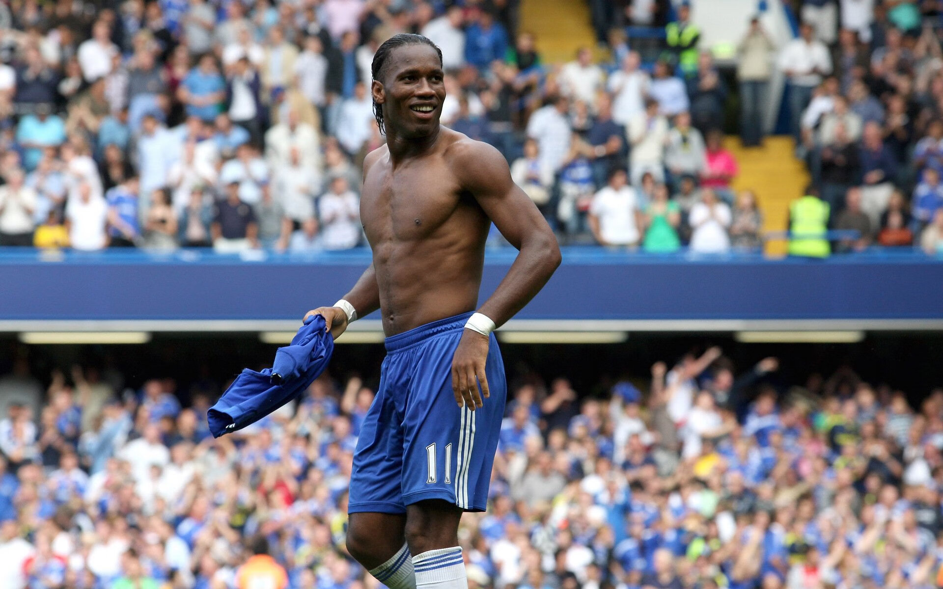 开云体育在线-冰火交响曲，厄德高在前腰的极致绽放与多特蒙德的进攻潮汐