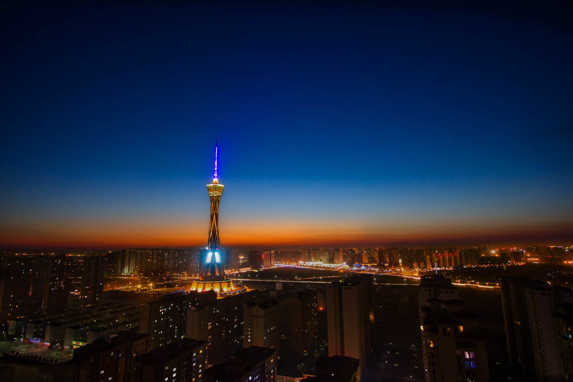 波斯铁骑绝杀格子军团，魔笛难挽败局—2026世界杯C组上演惊天逆转